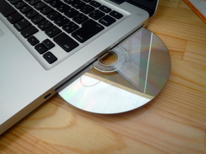 الوصول لمحرك اقراص DVD للماك عبر الشبكة